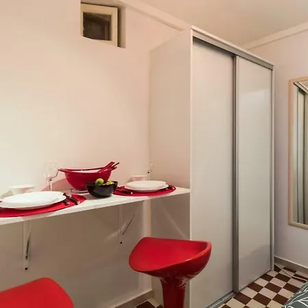 Pensionat Studio Stroda 3*